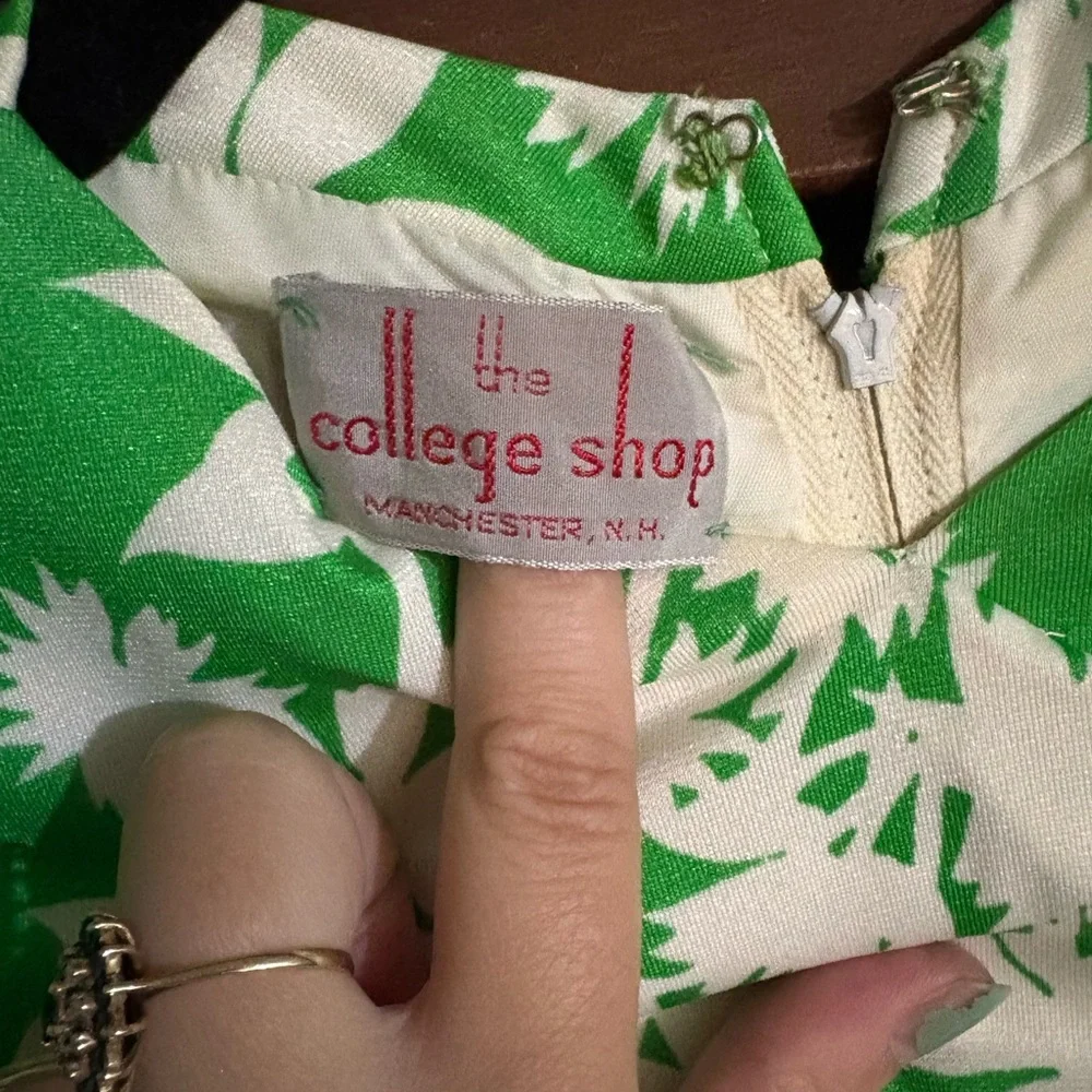 Green Vintage Hawaiian Maxi Dress - Picture 4 of 5